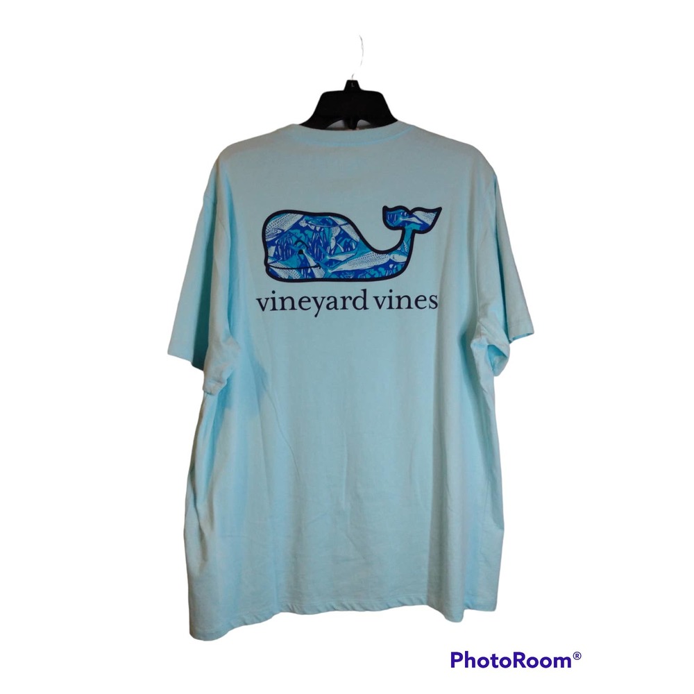 🏷️Vineyard Vines Blue Whale Short Sleeve Tshirt size Large - Picture 3 of 4
